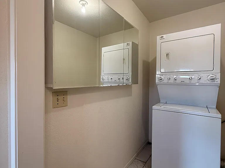 7134 Lighthouse Dr — Photo 10