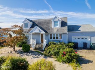 112 E Raritan Dr, Little Egg Harbor, NJ 08087