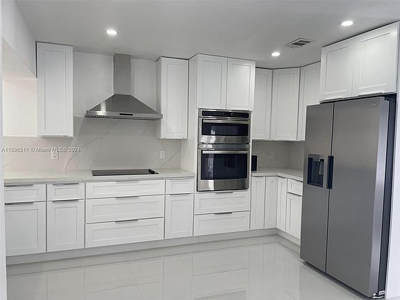 5th image of 1345 NE 204th Ter