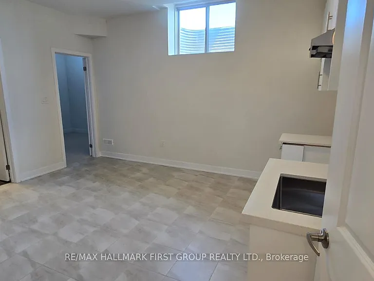 807 Griffin Trl #LOWER — Photo 3