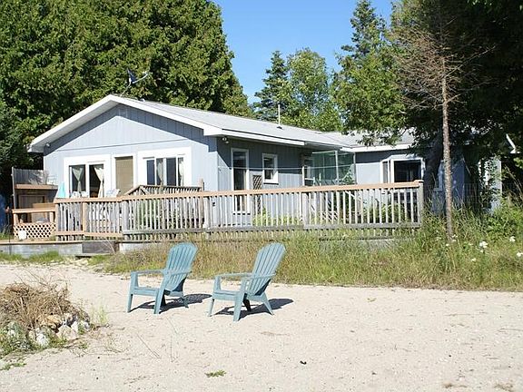 2nd image of 3894 N Saint Martins Pt