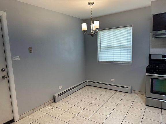 4th image of 635 E South Broadway Ave #C