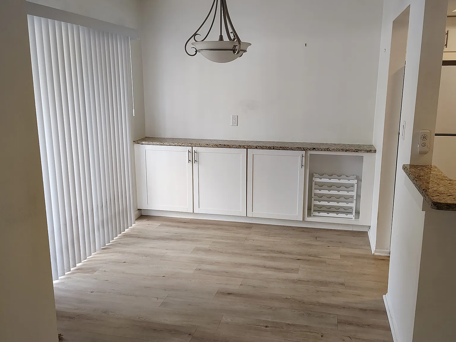 4035 S School Ave — Photo 3