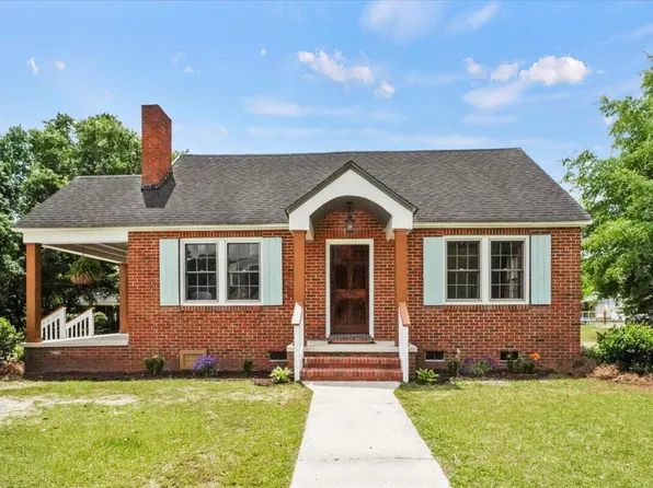 106 Oak St, Kingstree, SC 29556