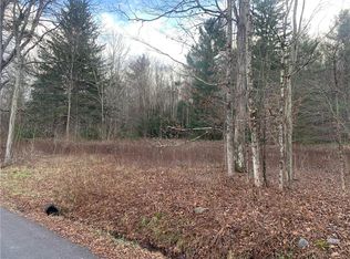 44 Oakridge Rd, Wawarsing, NY 12435