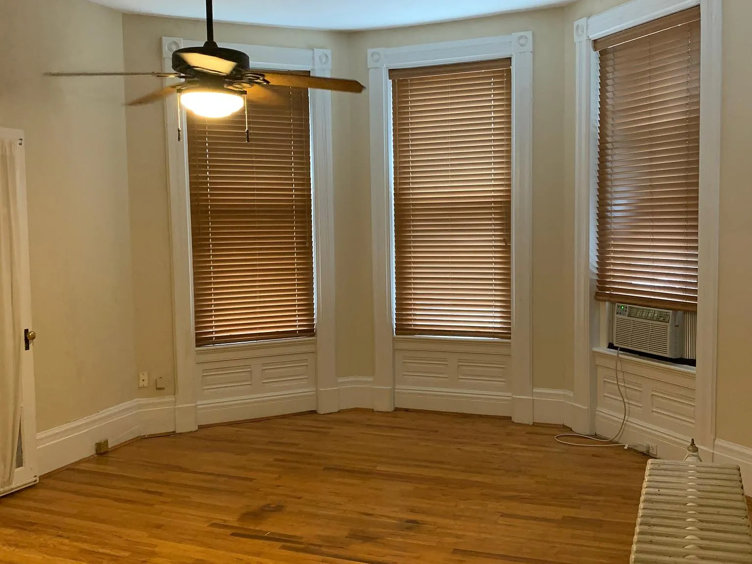 3 bed, $1,800 — Photo 4
