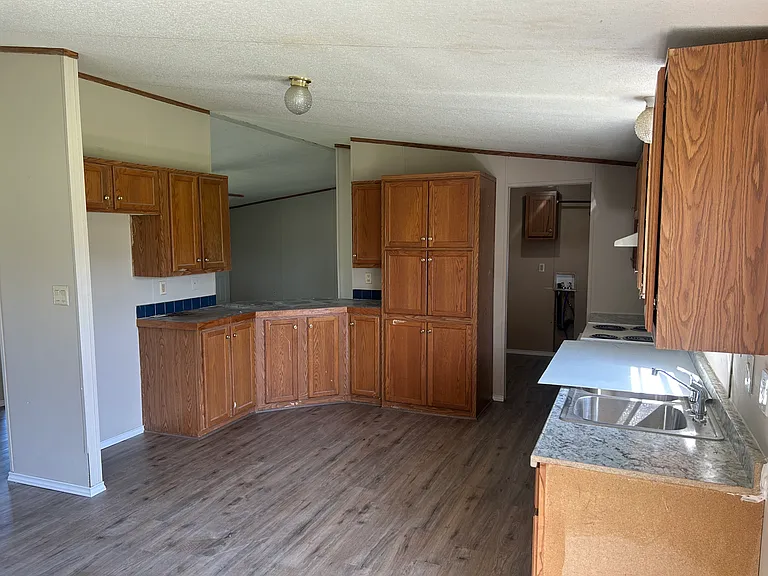 239 Cedar Dr — Photo 13