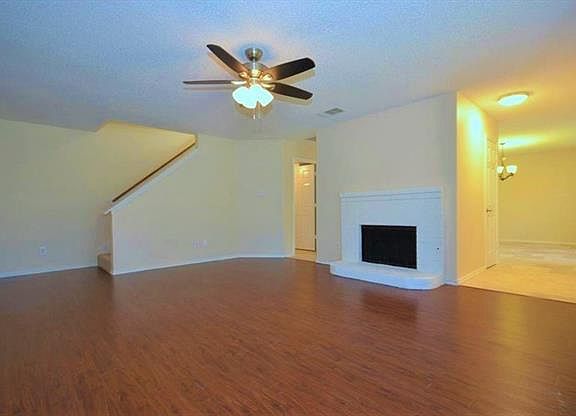 4th image of 1416 Saint Gallen Ln