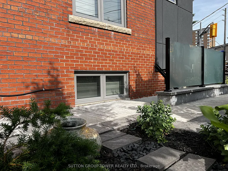 2036 Davenport Rd #1 — Photo 11