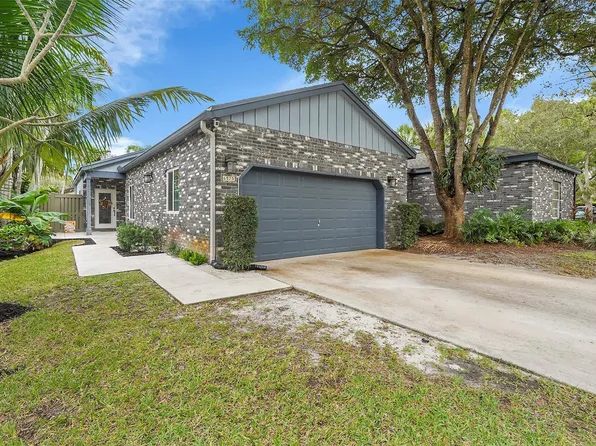 6575 Abbey Road, Parkland, FL 33067