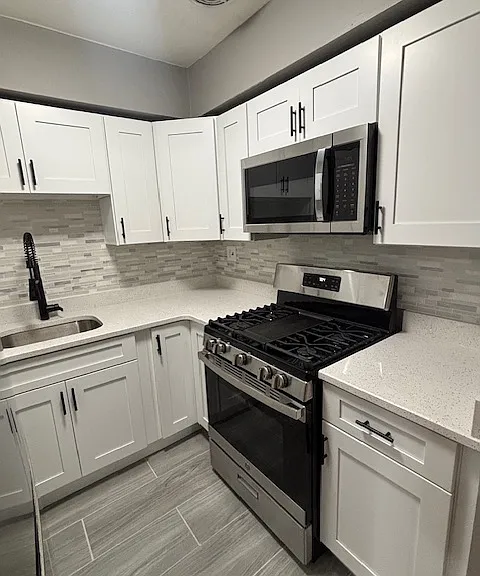 1816 Bussing Ave #2 — Photo 6