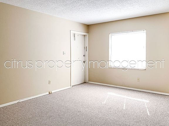 4th image of 3036B Fairway Ln