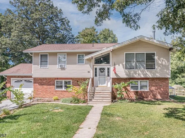 62 Hickory Rd, Vernon Twp., NJ 07422