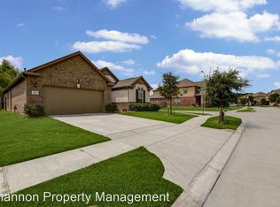 5902 Rivergrove Bend Dr, Humble, TX 77346
