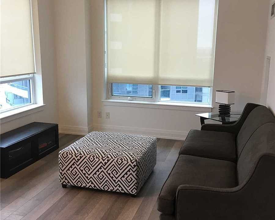2nd image of 7165 Yonge St Unit 1209