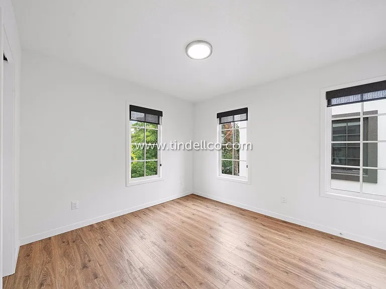 1114-1118 SE Lincoln St — Photo 10