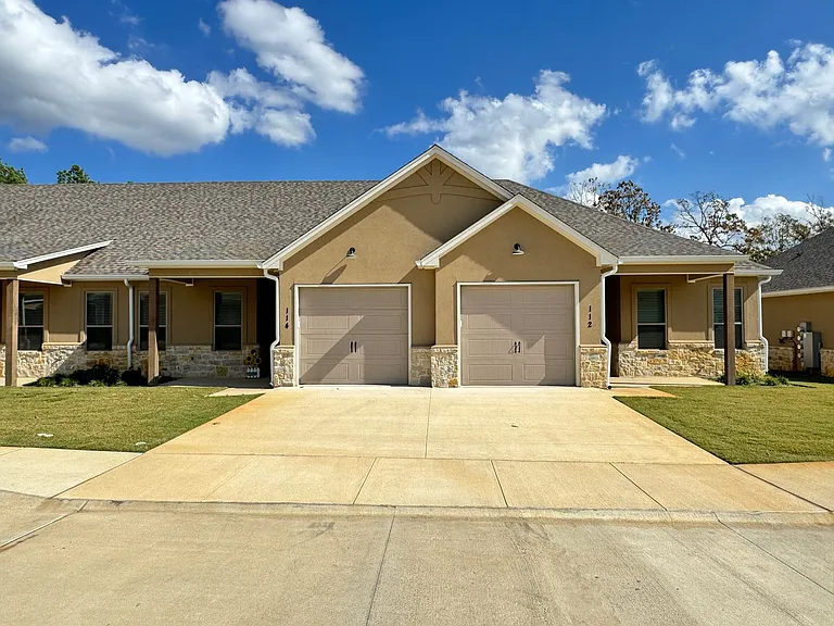 Creekview Estates — Photo 3