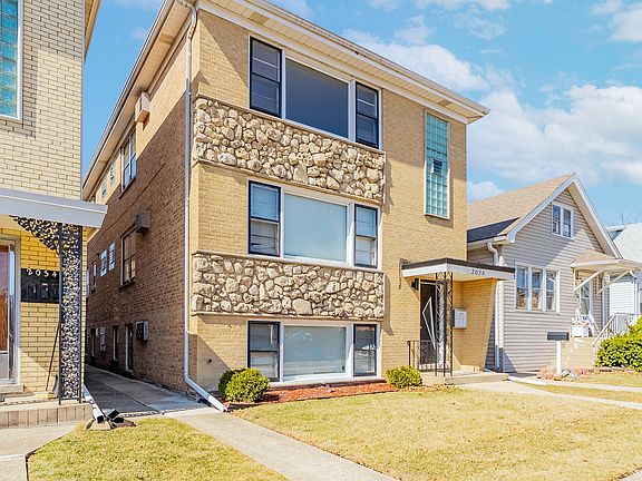 3rd image of 2036 N 72nd Ct #G