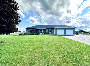 26130 Cottontail Dr, Watertown, NY 13601