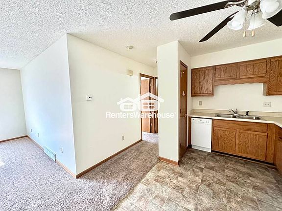3rd image of 208-1115 W 1st St #208