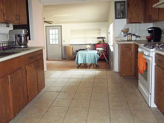 Kitchen with new tile