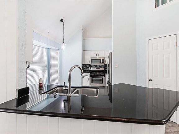 5th image of 22310 Silver Morning Cir