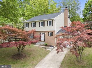 10 Iron Bolt Ct, Catonsville, MD 21228