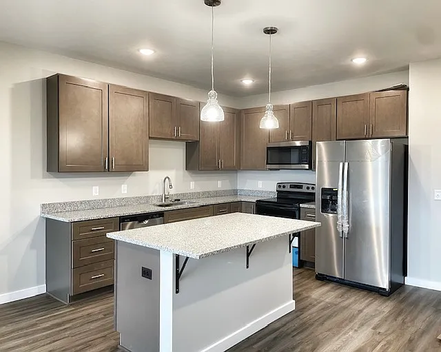 Hickman Hills Apartments