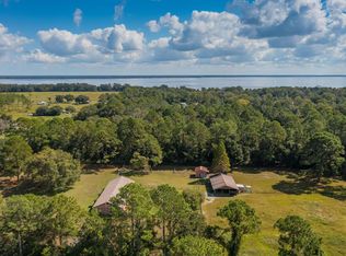 241 Pomona Landing Rd, Crescent City, FL 32112