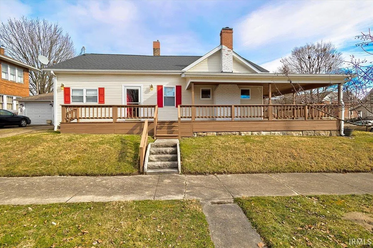 1227 13th St photo 1