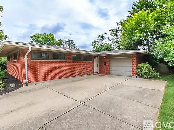 2nd image of 3200 Carrier Ave