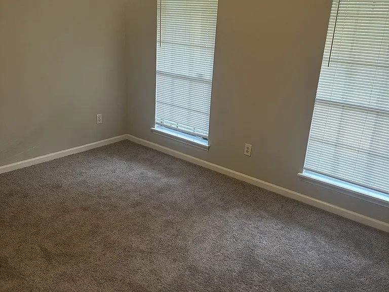 8406 Red Cedar Way — Photo 11