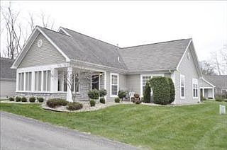 1st image of 492 Ashton Lake Dr