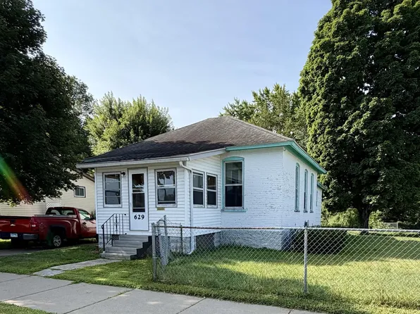 629 E Mark St, Winona, MN 55987
