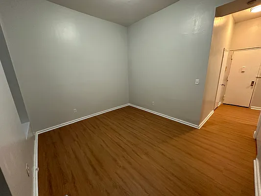 Rented by Living New York | media 11