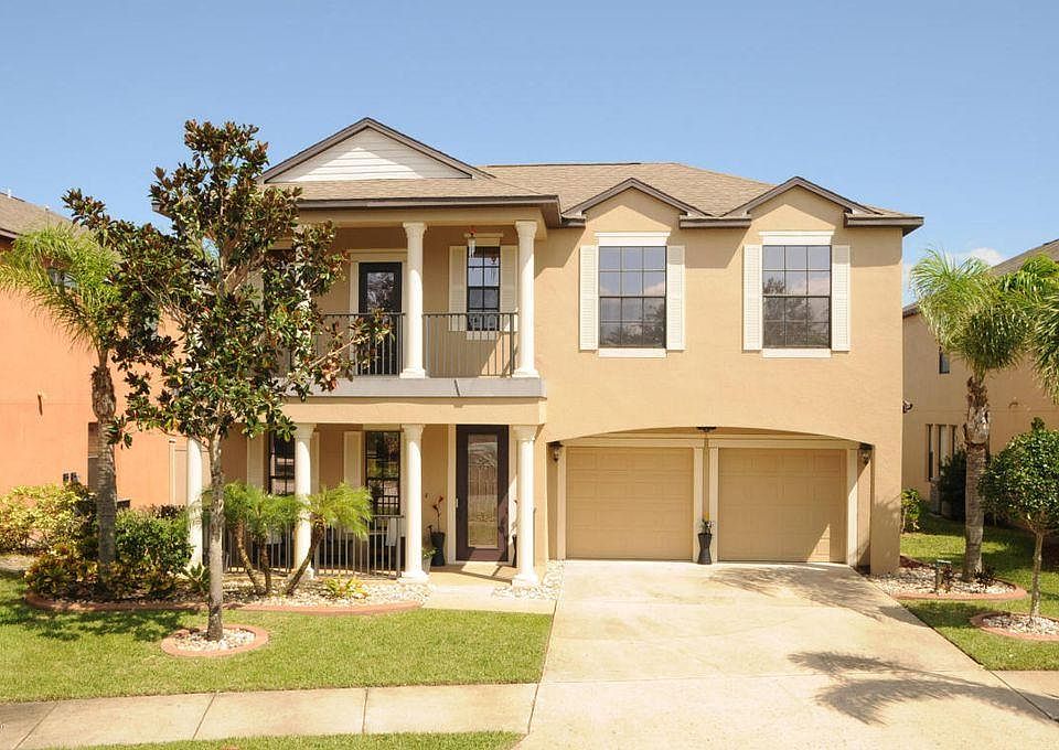 front drive way and garage