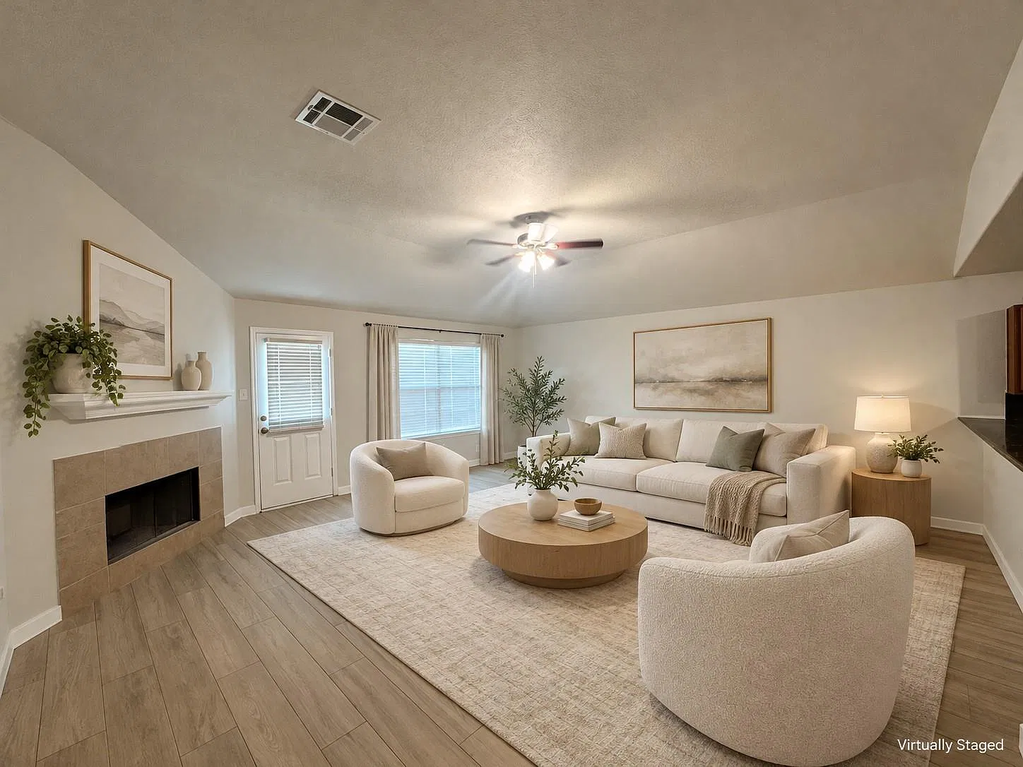 3 bed, 1888 sqft, $1,700 — Photo 2