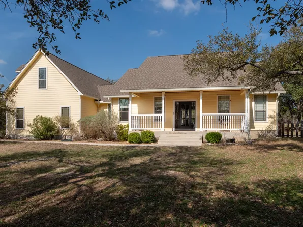 967 Falconwood Dr, San Marcos, TX 78666