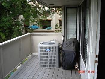 5th image of 4884 Pine Forest Pl