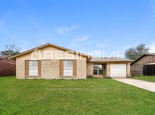 6405 Leaning Oaks St, Dallas, TX 75241