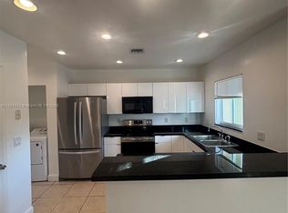 820 NW 2nd Ave #1, Fort Lauderdale, FL 33311