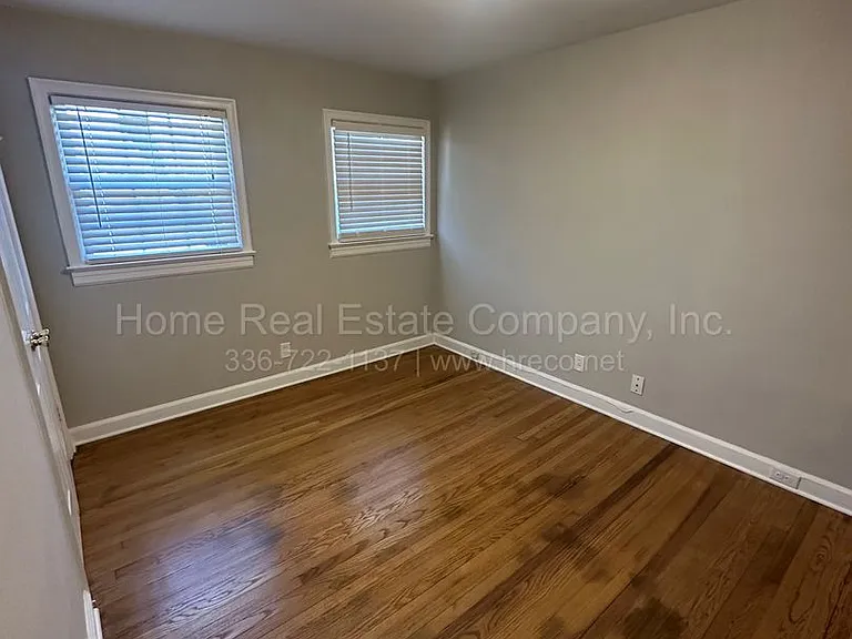 348 Pennsylvania Ave — Photo 15