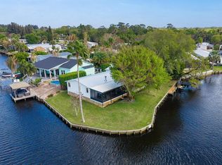 7918 SE Paradise Court, Stuart, FL 34997