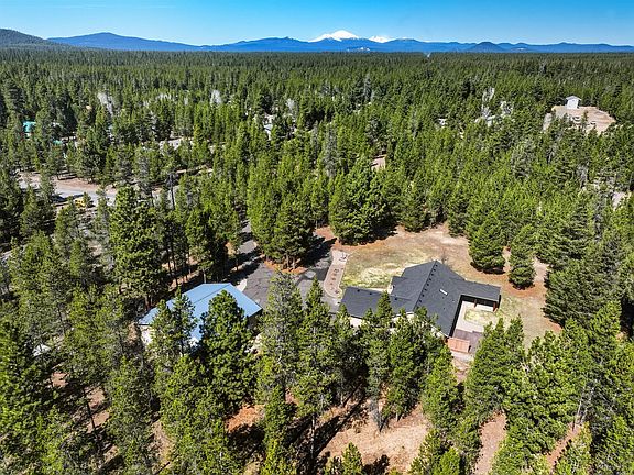 4th image of 52220 Dorrance Meadow Rd