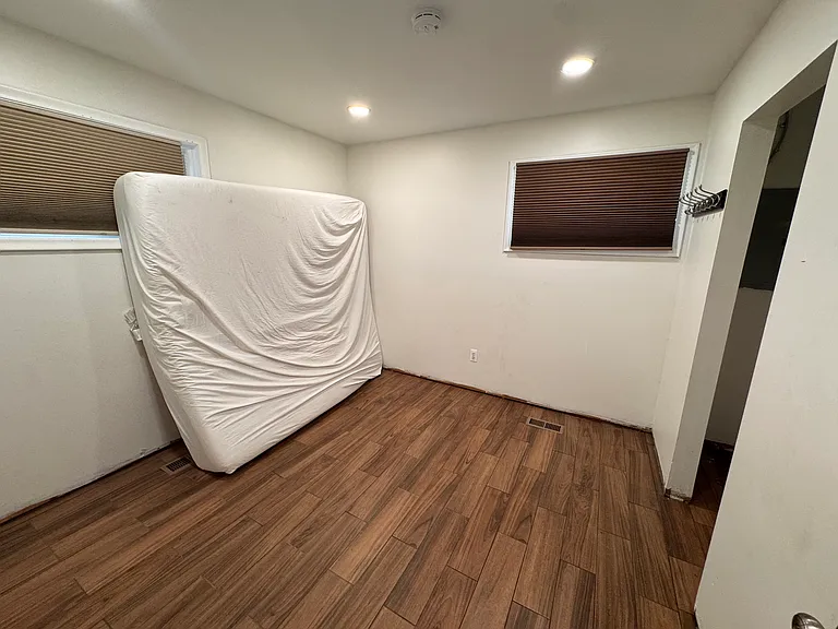 4619 Pardee Ave — Photo 9