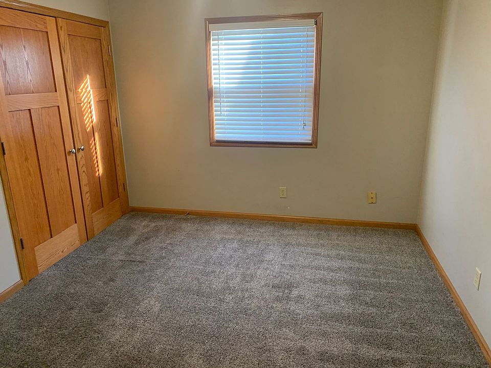 1004 Main Street Apartments Pella, IA Zillow