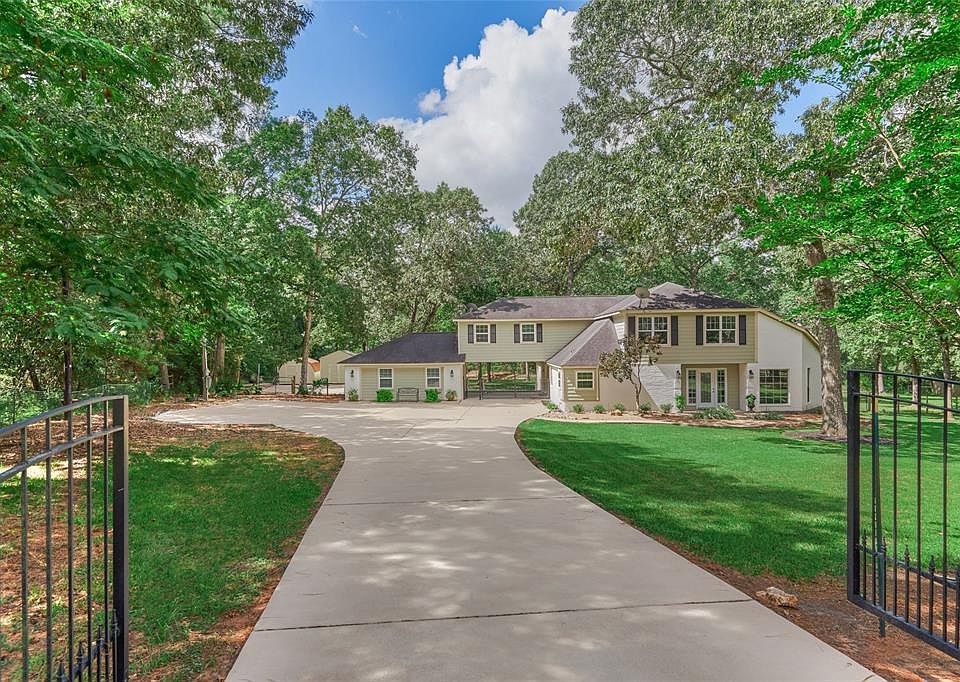 18 W Lake Forest Ct, Conroe, Tx 77384 