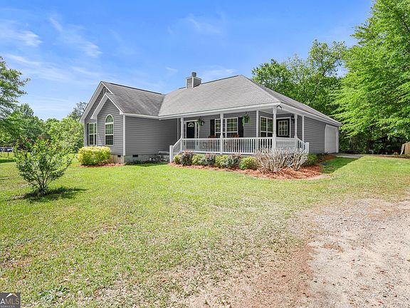 2nd image of 136 Quail Knoll Rd