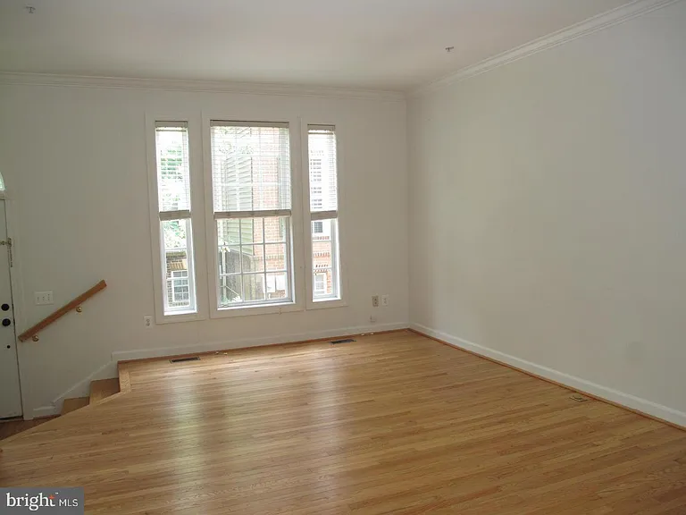 8176 Skelton Cir — Photo 2