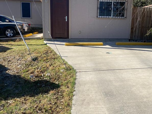 1787 Calle Ginebra #13